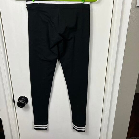 Victoria Secret Pink Yoga varsity trim sequin logo leggings. Size XS - Picture 5 of 6